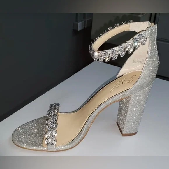 BRAND NEW BADGLEY MISCHKA HEELS- size 7 - Picture 10 of 10